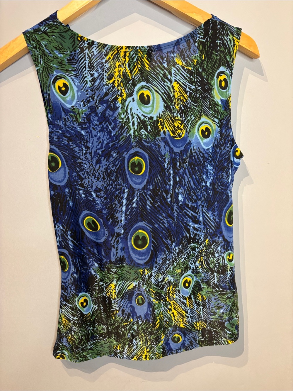 INC International Peacock Feather Print Sleeveless Top - Picture 3 of 6